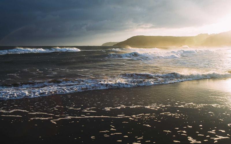 Slim Down Your Windows 11 ISO: A Step-by-Step Guide to Removing Bloatware with NTLite